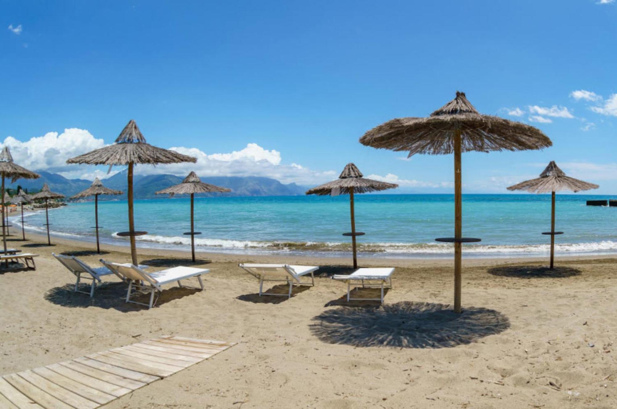 Krio Gelsomare Hotel Policastro Bussentino Bagian luar foto